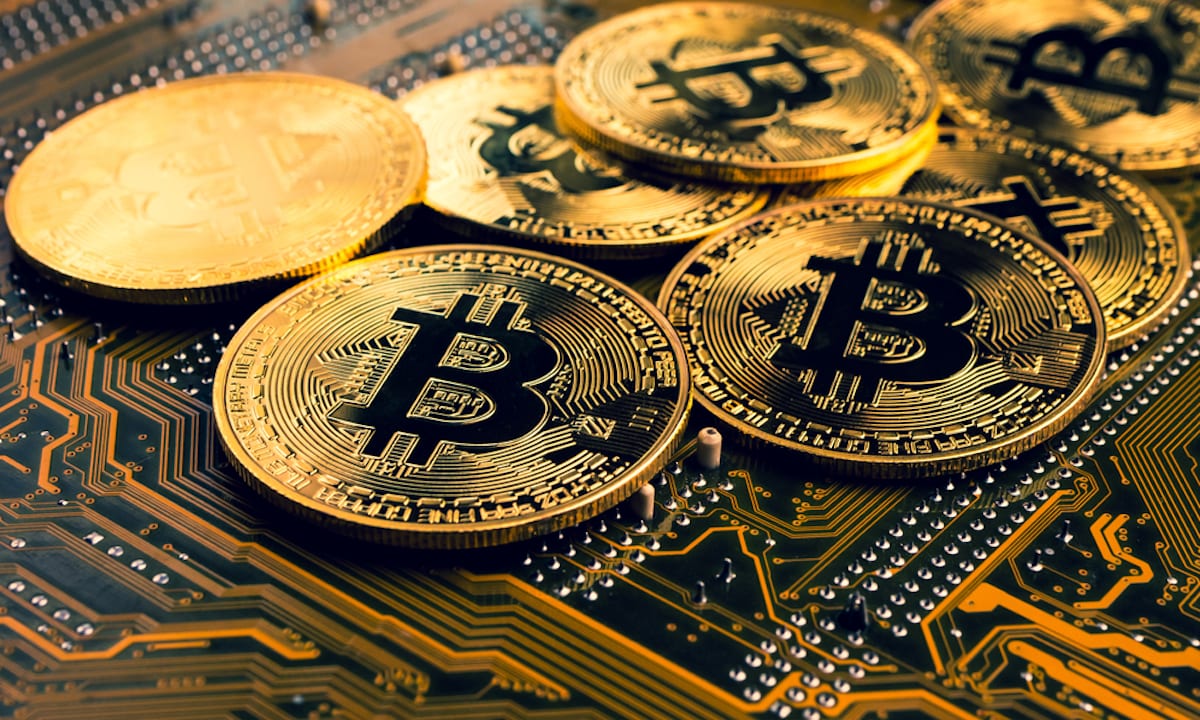 Analistler 2022’de Bitcoin’in 10.000 Dolara Düşeceğini Söylüyor